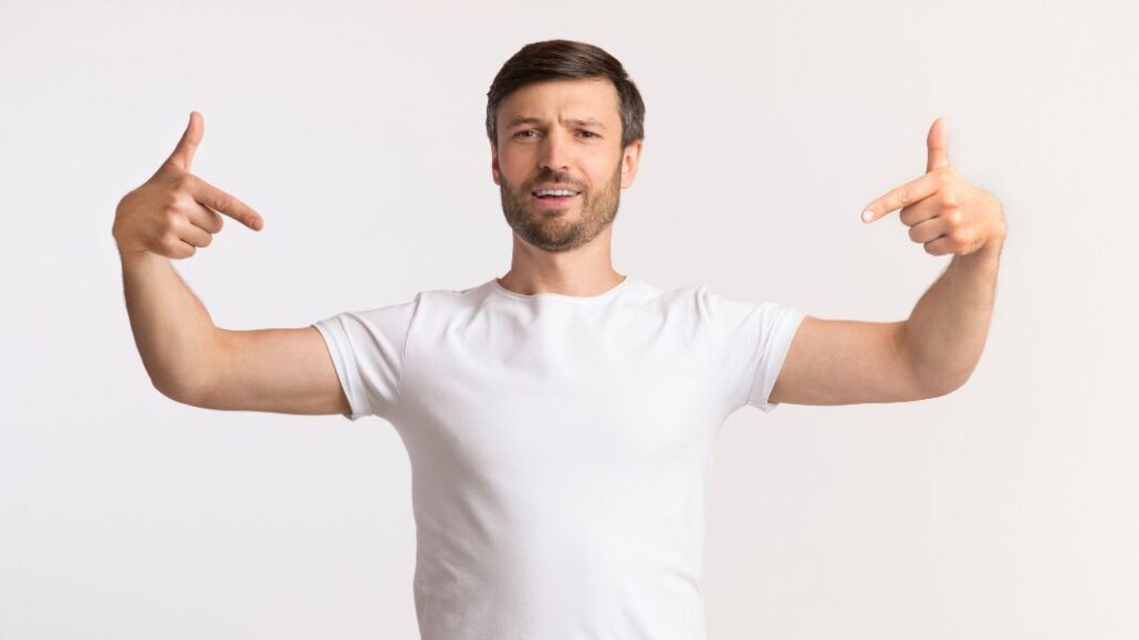 narcissist man pointing to himself