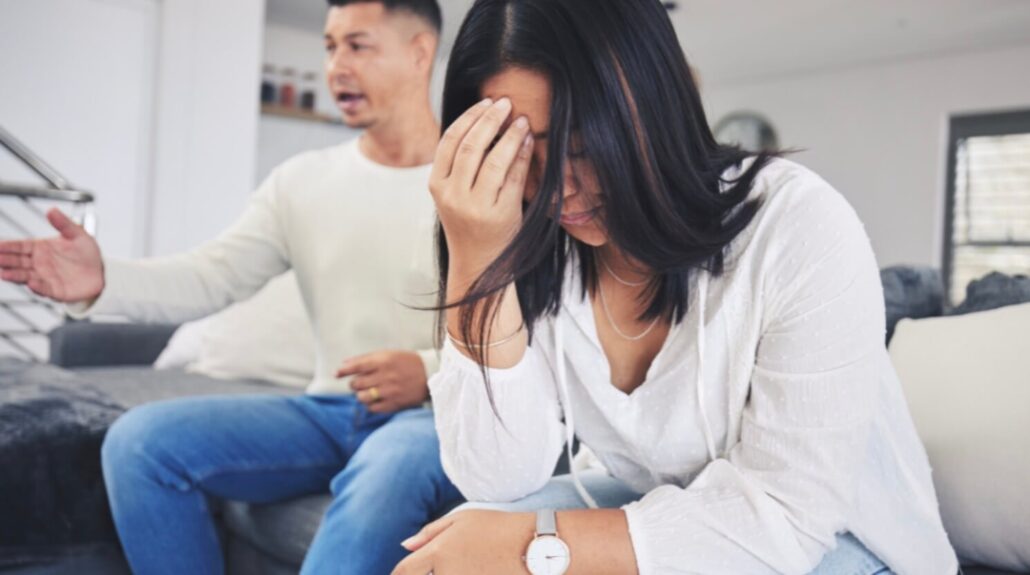 woman leaving abusive relationship